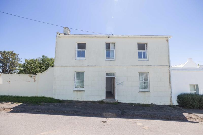 5 Bedroom Property for Sale in Sunnyside Eastern Cape